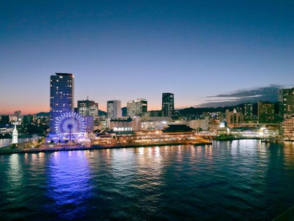 Kobe Meriken Park Oriental Hotel : photo 4 de la chambre hébergement double standard - vue sur ouest