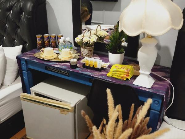 Ghazrin's Garuda Hotel : photo 2 de la chambre chambre familiale standard