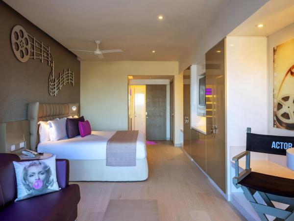 Planet Hollywood Cancun, An Autograph Collection All-Inclusive Resort : photo 3 de la chambre suite junior