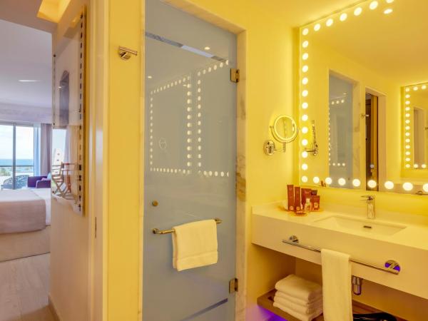 Planet Hollywood Cancun, An Autograph Collection All-Inclusive Resort : photo 6 de la chambre suite junior star class - vue sur océan