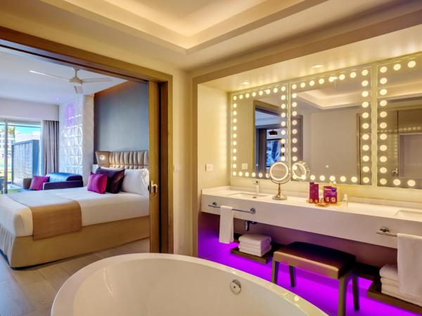 Planet Hollywood Cancun, An Autograph Collection All-Inclusive Resort : photo 2 de la chambre suite star class directors 1 chambre - accès direct à la piscine