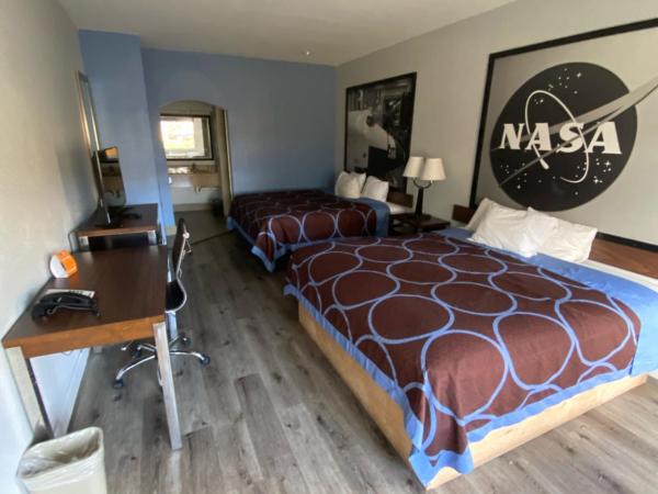 Super 8 by Wyndham Houston Hobby Airport South : photo 2 de la chambre chambre double avec 2 lits doubles - fumeurs