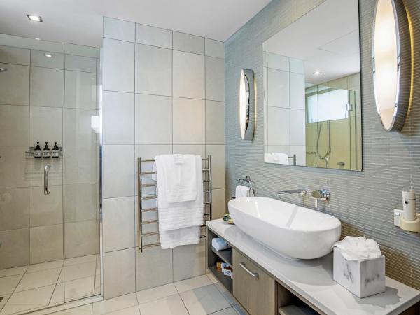 The Rees Hotel & Luxury Apartments : photo 8 de la chambre penthouse 2 chambres - vue sur lac