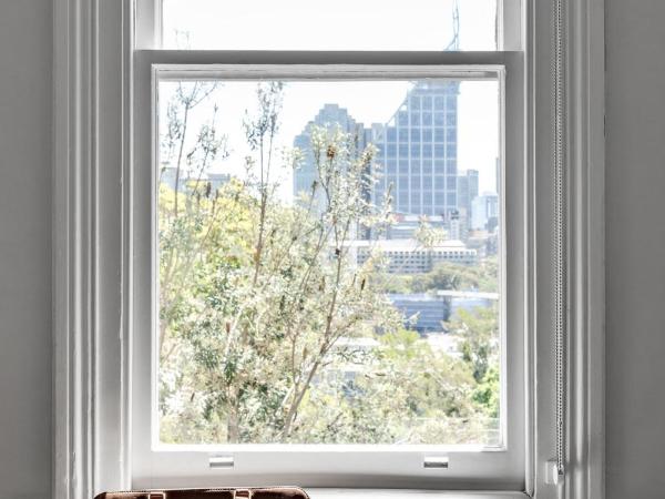 Hotel Challis Potts Point : photo 2 de la chambre chambre lit queen-size