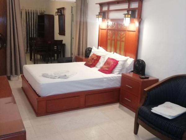 Posada Casa Adriana : photo 3 de la chambre chambre quadruple avec salle de bains privative séparée