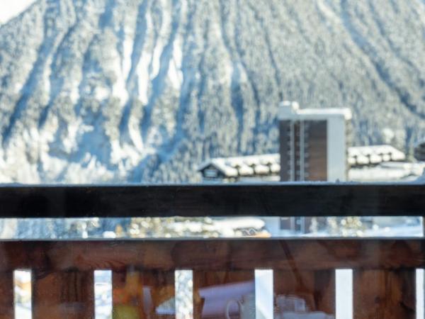 Grand Hôtel Courchevel 1850 : photo 8 de la chambre chambre confort avec balcon - vue sur pistes ou vallée