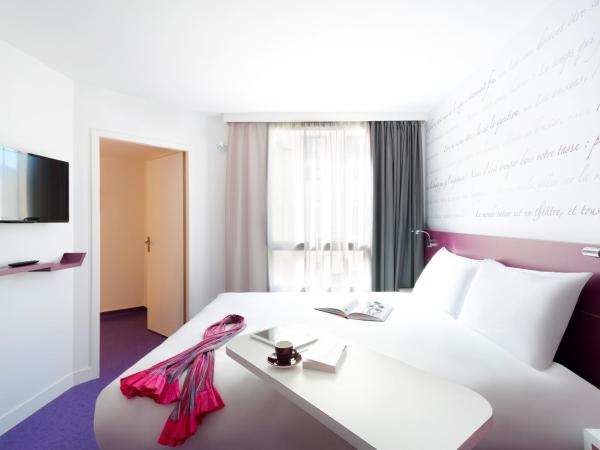ibis Styles Montpellier Centre Comedie : photo 5 de la chambre chambre familiale avec 1 lit double et 2 lits simples
