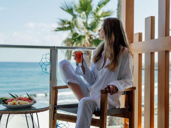 Infinity Blue Boutique Hotel & Spa - Adults Only : photo 4 de la chambre suite junior deluxe – côté mer