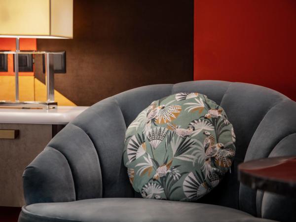 Hotel Bristol : photo 3 de la chambre chambre classique unique rénovée de 22-24 m2