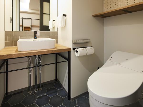 LAMP LIGHT BOOKS HOTEL fukuoka : photo 2 de la chambre chambre lit king-size standard