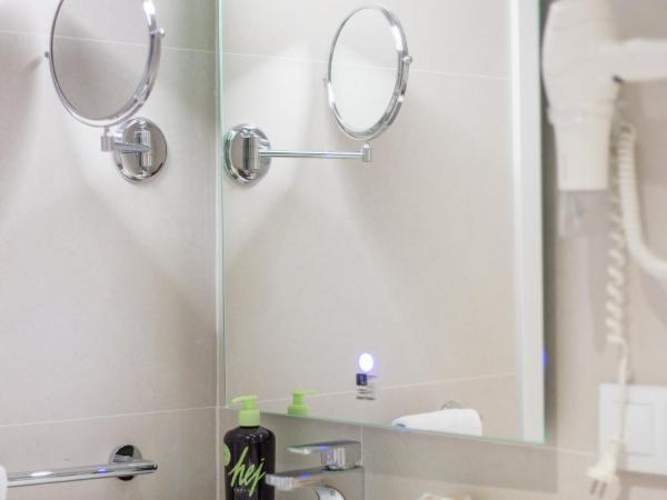 limehome Málaga Calle Ancha del Carmen - Digital Access : photo 4 de la chambre studio l with sofa bed