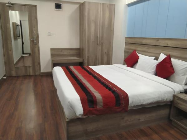 HOTEL INDUS INN : photo 3 de la chambre chambre simple deluxe