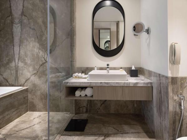 Radisson Blu Mumbai International Airport : photo 3 de la chambre chambre double ou lits jumeaux exécutive