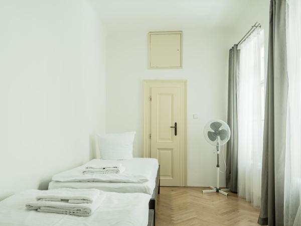 Charles Bridge Hostel & Apartments : photo 1 de la chambre appartement 2 chambres