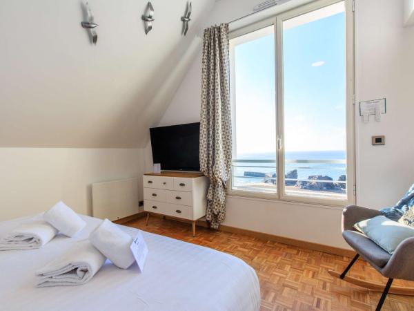 Best Western Hotel De La Plage Saint Marc sur Mer : photo 5 de la chambre suite lit king-size avec canapé-lit - vue sur mer
