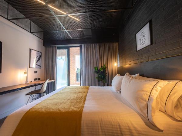 FULTON Business Luxury HOTEL : photo 5 de la chambre chambre lits jumeaux avec terrasse