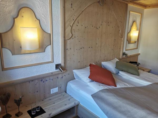 SPANNORT family home with common kitchen and self check-in : photo 6 de la chambre chambre familiale avec balcon