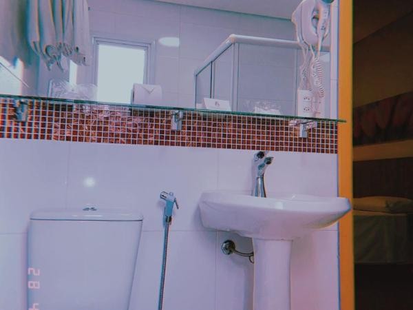 Hotel Amália : photo 2 de la chambre chambre familiale de luxe