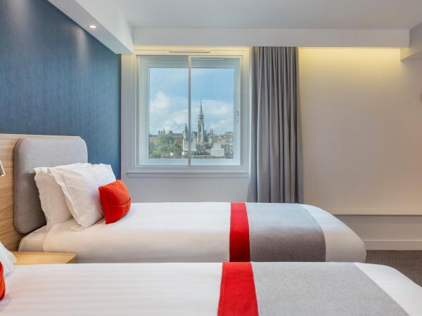 Holiday Inn Express Dublin City Centre, an IHG Hotel : photo 7 de la chambre chambre lits jumeaux standard