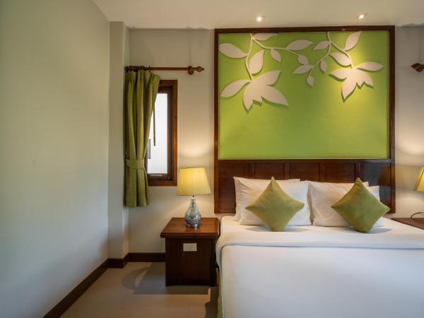 The Leaf Oceanside by Katathani - SHA Extra Plus : photo 3 de la chambre gîte avec chambre double ou lits jumeaux