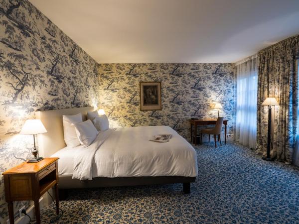 Aigle Noir Fontainebleau MGallery : photo 7 de la chambre chambre double ou lits jumeaux classique - vue sur cour