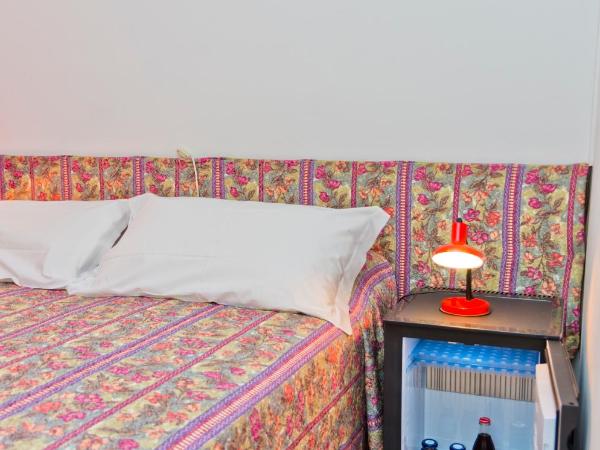 Hotel Nevada : photo 8 de la chambre chambre double ou lits jumeaux avec accès à la plage