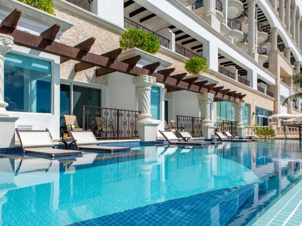 Hyatt Zilara Cancun - All Inclusive - Adults Only : photo 5 de la chambre suite lit king-size avec accès direct à la piscine - vue sur océan