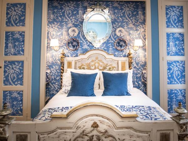 Carcassonne Bed and Breakfast du Palais : photo 1 de la chambre chambre lit king-size - vue sur piscine