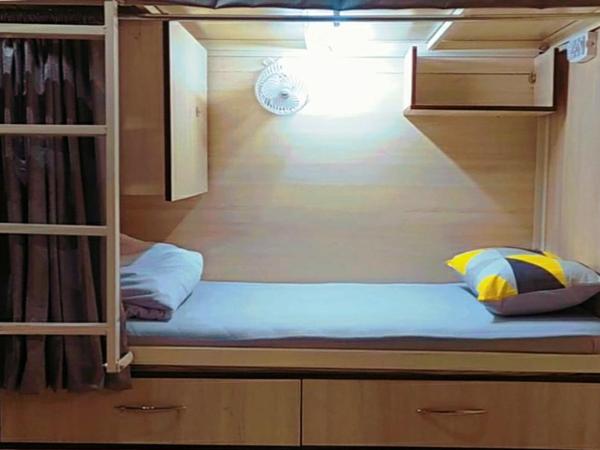 Abuzz Oxfordcaps RoopNagar Delhi : photo 1 de la chambre lits superposés dans dortoir masculin 