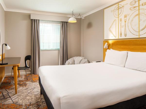ibis Styles Birmingham Centre : photo 1 de la chambre chambre lit queen-size 
