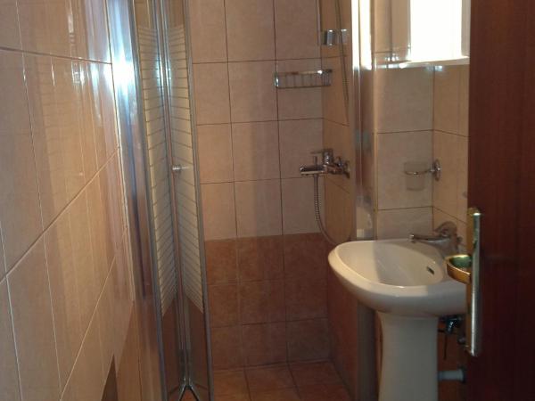 Stavros Pension : photo 5 de la chambre chambre lits jumeaux