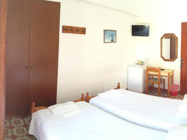Stavros Pension : photo 3 de la chambre chambre lits jumeaux