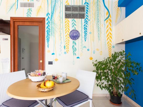 Ogliastra Apartment Rooms : photo 3 de la chambre chambre double ou lits jumeaux deluxe avec balcon