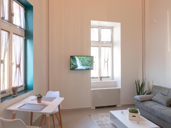 Ether Loft Suites : photo 3 de la chambre suite loft junior - loft couleur eau