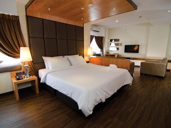 C'haya Hotel : photo 6 de la chambre suite lit king-size