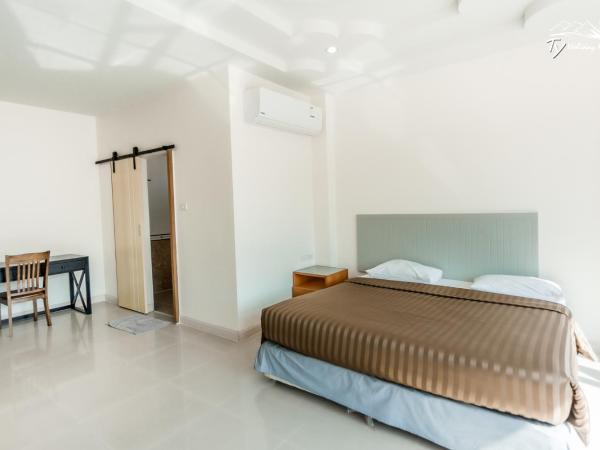 TY Holiday Resort : photo 7 de la chambre seven-bedroom villa with private pool 236