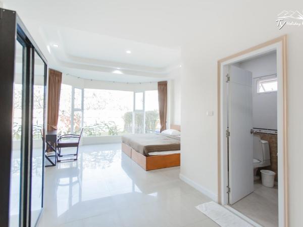 TY Holiday Resort : photo 6 de la chambre eight-bedroom villa with private pool 226