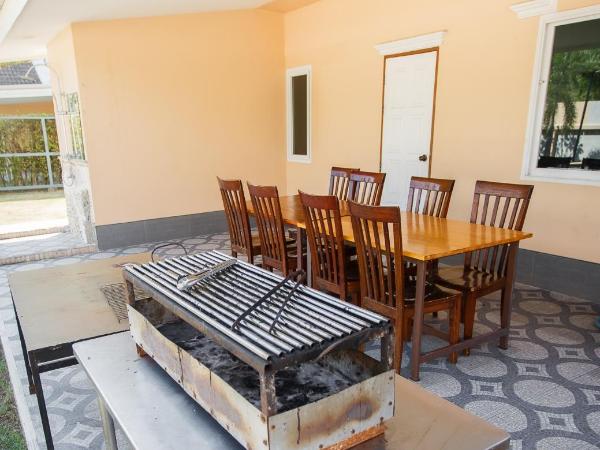 TY Holiday Resort : photo 4 de la chambre seven-bedroom villa with private pool 232