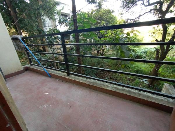 Professionals Pride PG : photo 3 de la chambre chambre simple avec salle de bains commune