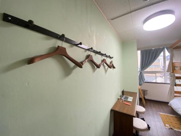 Almas Guest House(アルマス） : photo 4 de la chambre lit superposé dans dortoir mixte