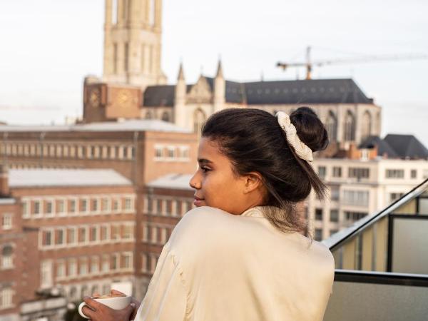 Yalo Urban Boutique Hotel Gent : photo 1 de la chambre penthouse avec terrasse