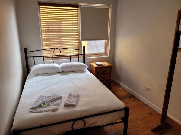 Burwood Bed and Breakfast : photo 1 de la chambre chambre double standard avec salle de bains commune