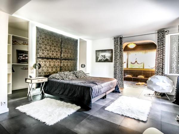 Petra-Bianca : photo 1 de la chambre suite deluxe avec baignoire spa