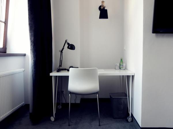 Hotel Grodzka 20 : photo 5 de la chambre chambre double supérieure