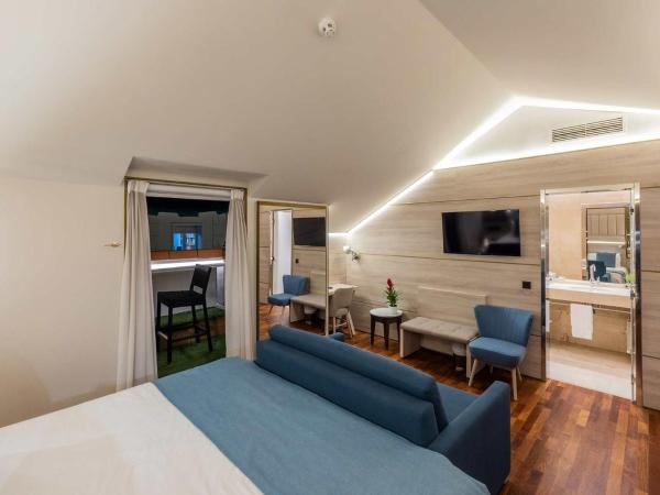 Preciados : photo 9 de la chambre chambre double ou lits jumeaux supérieure avec terrasse