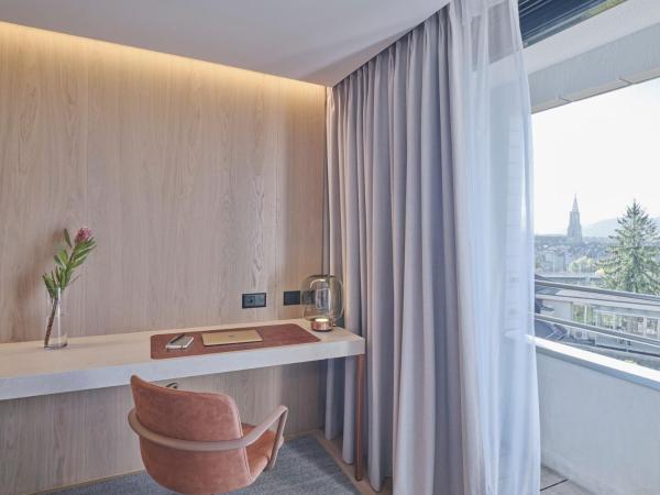 Swissôtel Kursaal Bern : photo 5 de la chambre chambre lit king-size avec balcon - swiss advantage