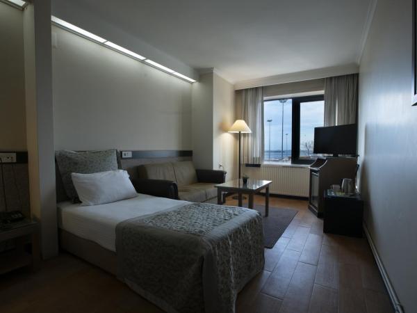 Kadıköy Rıhtım Hotel : photo 6 de la chambre chambre double ou lits jumeaux