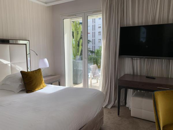 Hôtel Le Canberra : photo 7 de la chambre suite junior avec terrasse