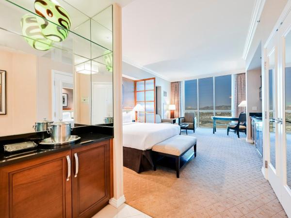 StripViewSuites at Signature : photo 9 de la chambre studio lit king-size