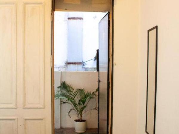 IDEAL SOCIAL Hostel : photo 2 de la chambre chambre double ou lits jumeaux deluxe avec balcon